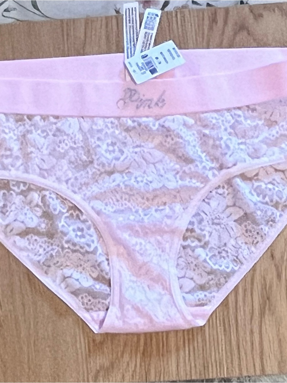 👙 3/18 PINK Victoria's Secret Pale Pink Lace Bikini Panty